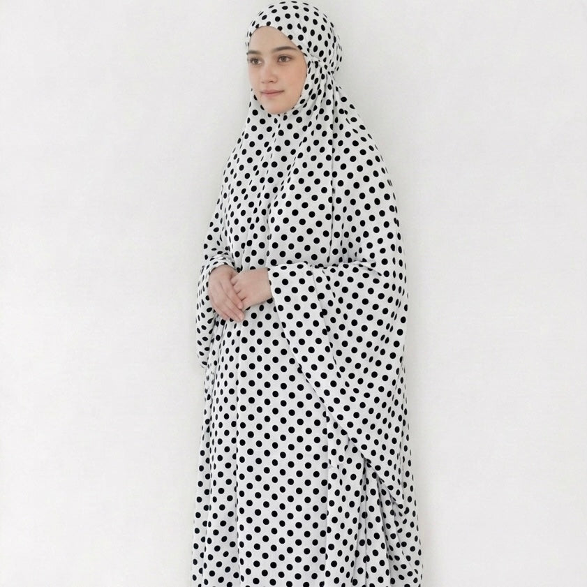 Namaz Chadar with Sleeves