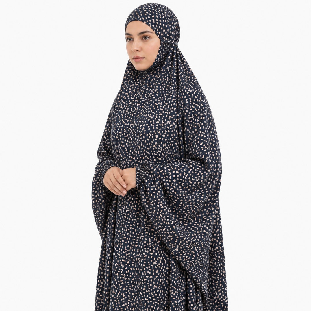 Namaz Chadar with Sleeves (black)