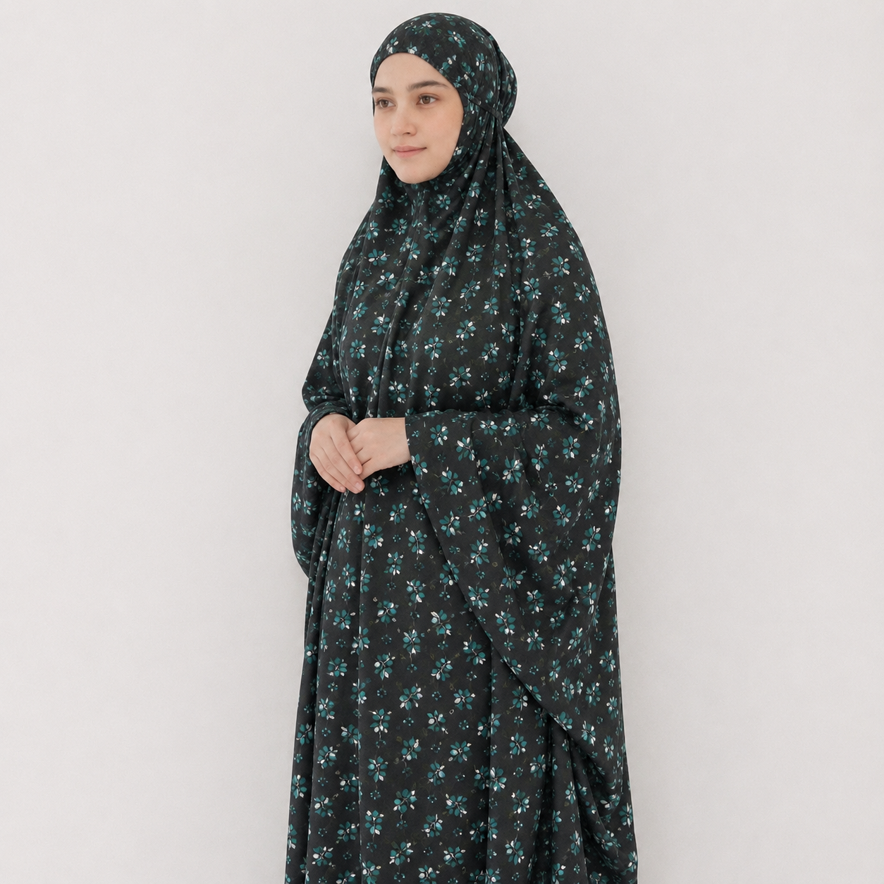 Namaz Chadar with Sleeves