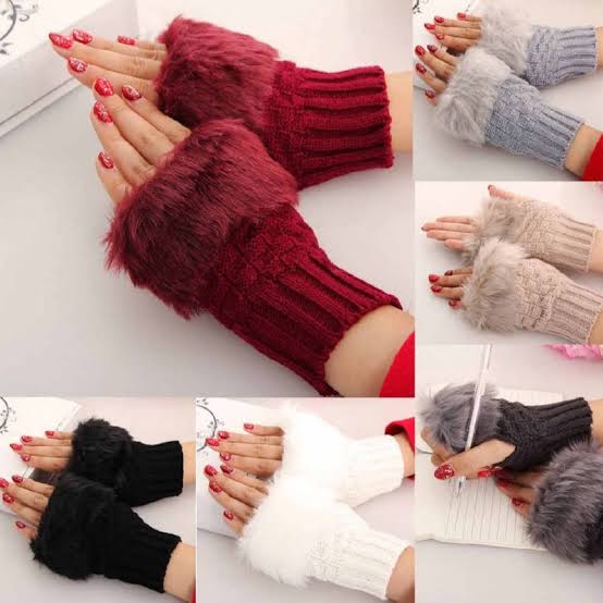 Hand Fur Wool Gloves (Random Colors)