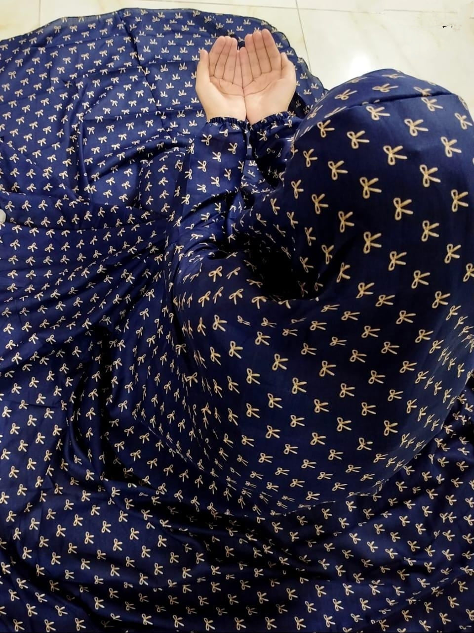 Namaz Chadar with Sleeves - SL - 82