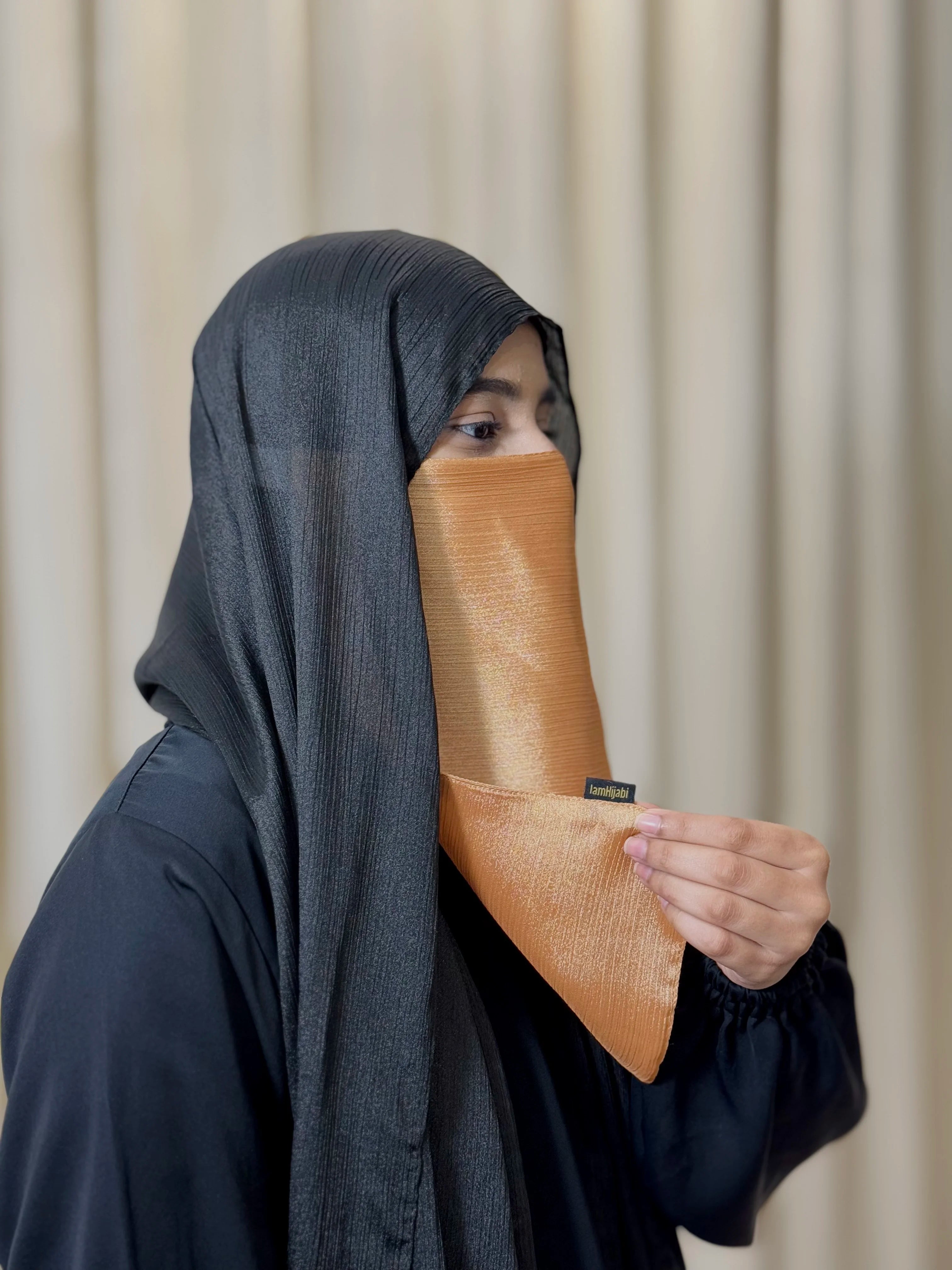 Silk Half Niqab - Metallic Gold
